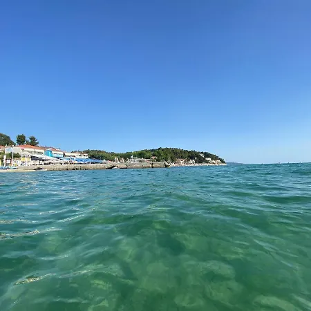 Mina House Case de vacanță *